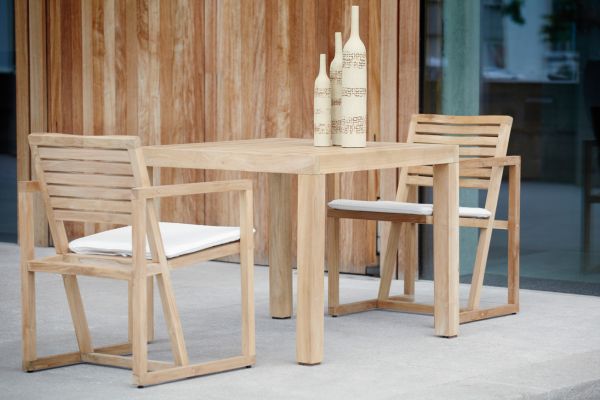 TIMBER Tisch